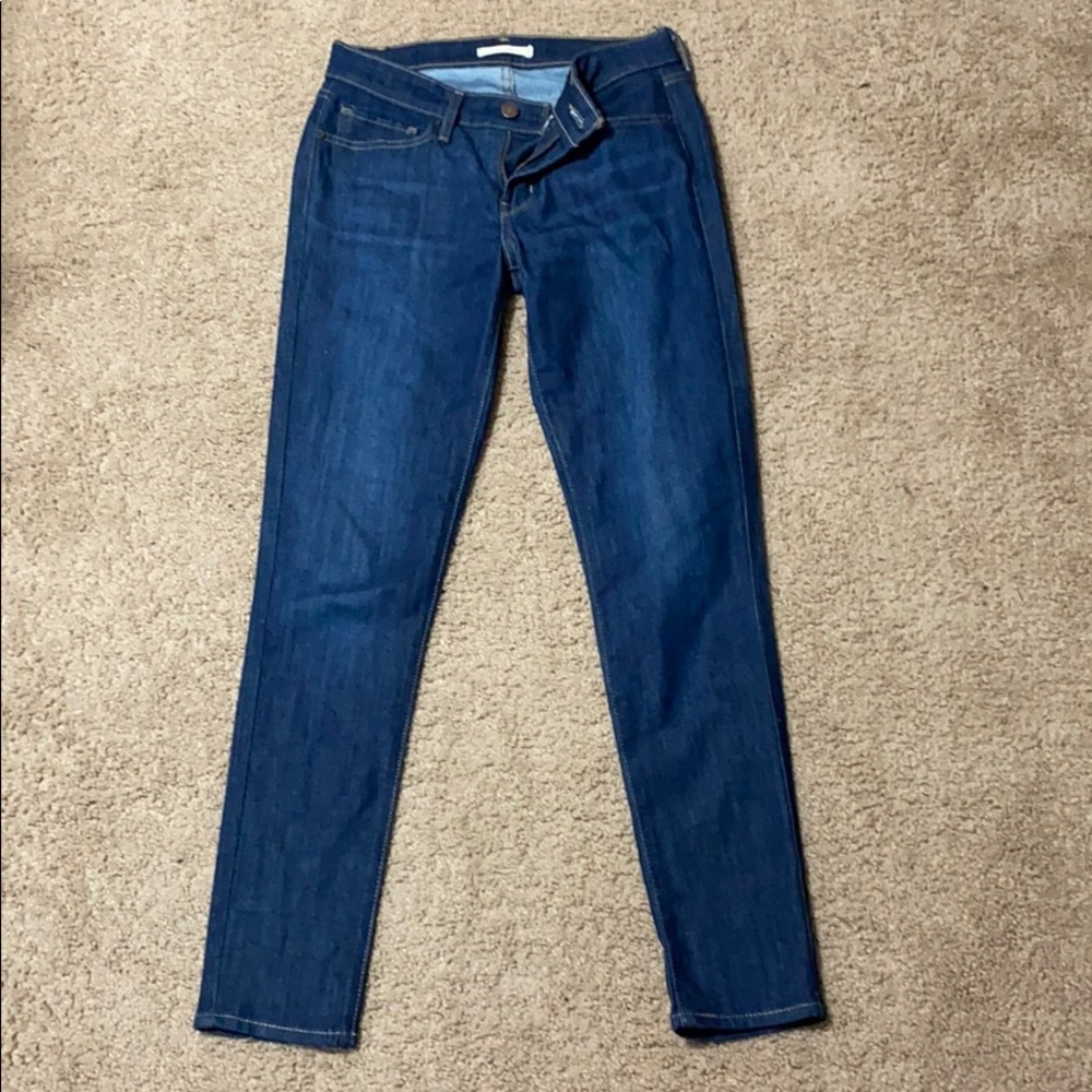 Levi’s 711 Skinny Jean